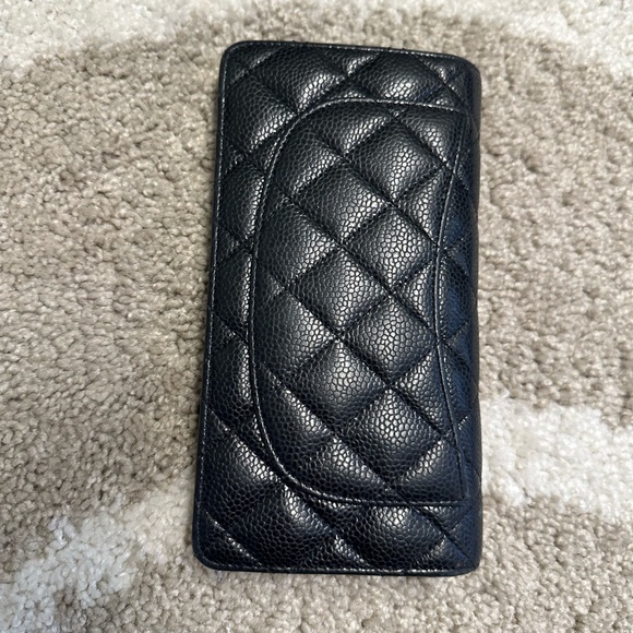 Authentic Chanel Black Caviar Wallet - Picture 4 of 6